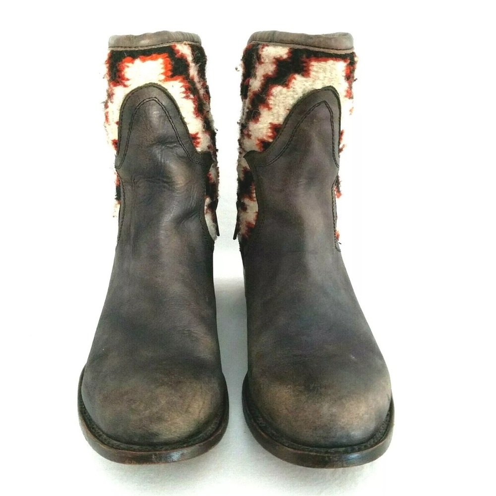 FREEBIRD by Steven Cablo Aztec Blanket Ankle Boots Gray Multi Womens US 6